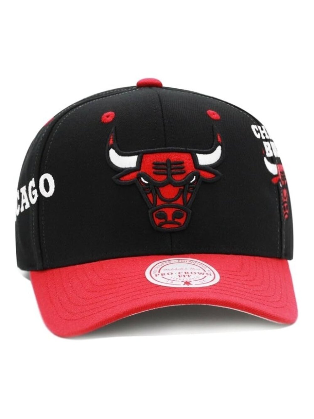 Mitchell & Ness Chicago Bulls NBA Overbite Pro Pre-Curved Snapback Hat Cap Black